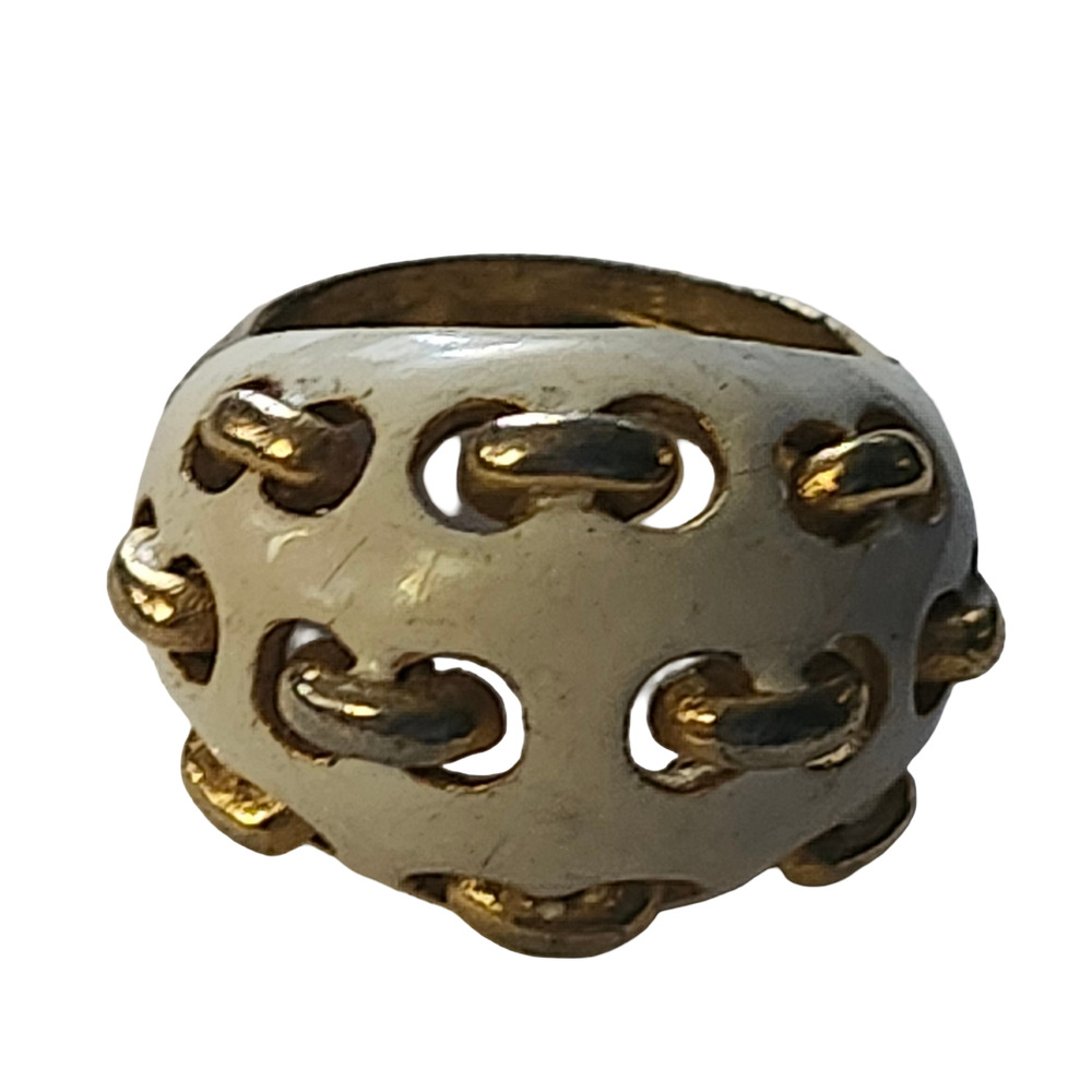 Vtg  Trifari Gold Tone  Cream Enamel Modernist Stitch Dome  Ring Size 7.5